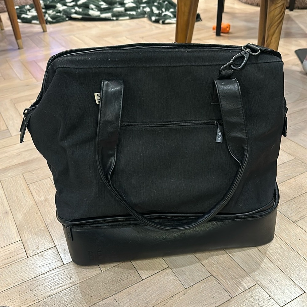 BEIS Mini Weekender